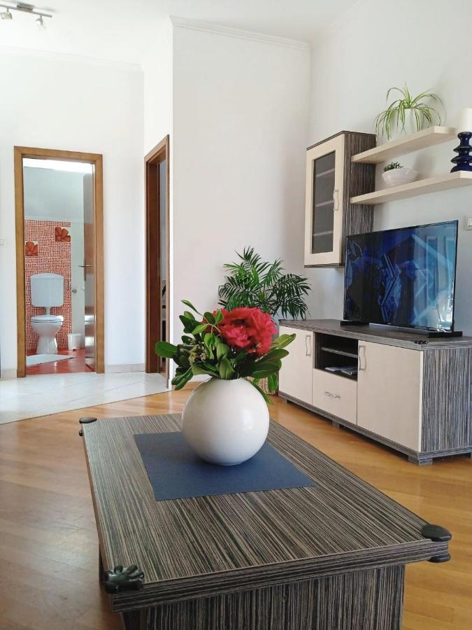 Karoma Sunroof Apartment Млини Екстериор снимка